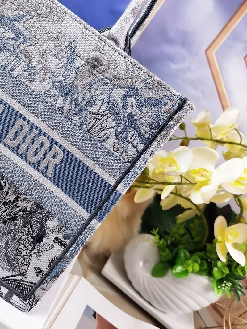 Christian Dior Shopping Bags